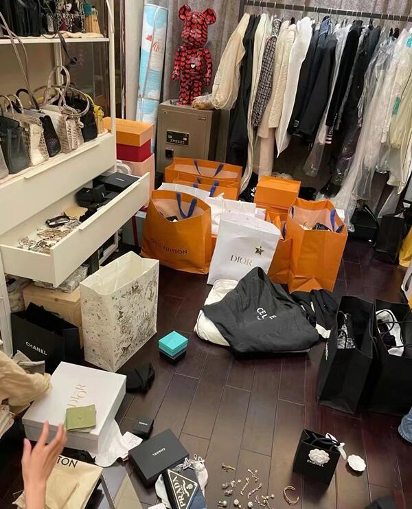 宣城回收顶奢鞋服